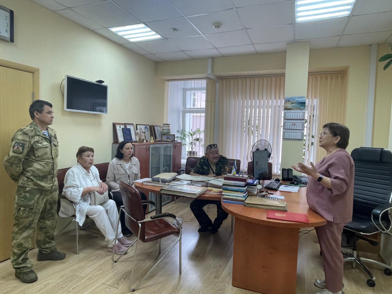 В Государственном архиве Республики Бурятия прошла встреча с председателем общественной организации «Союз солдатских родителей Республики Бурятия»